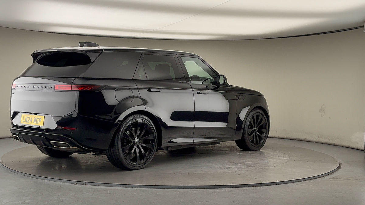 Land Rover Range Rover Sport Image 21