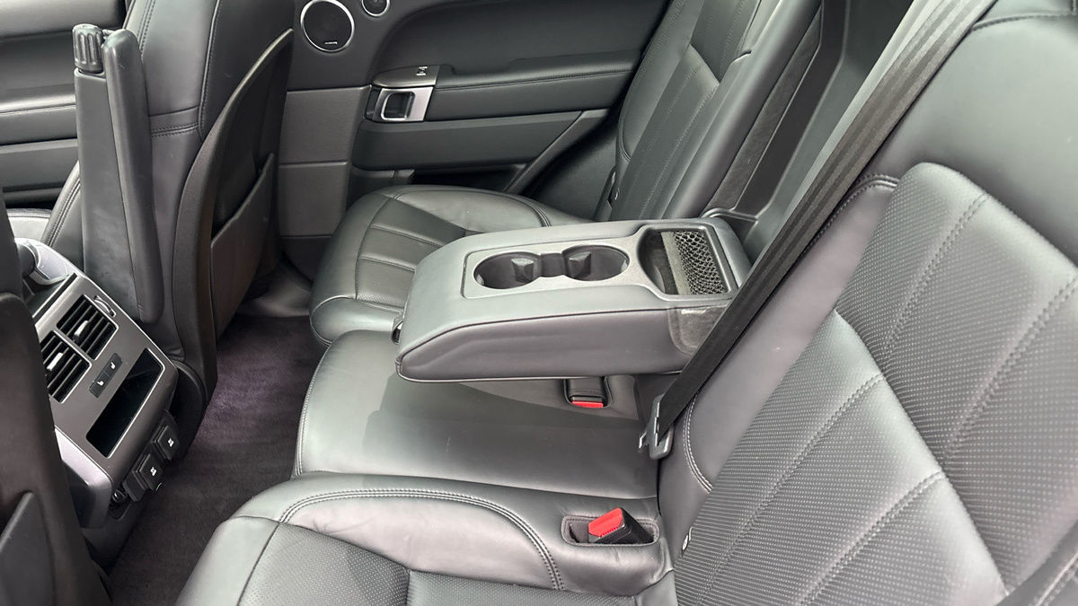 Land Rover Range Rover Sport Image 9