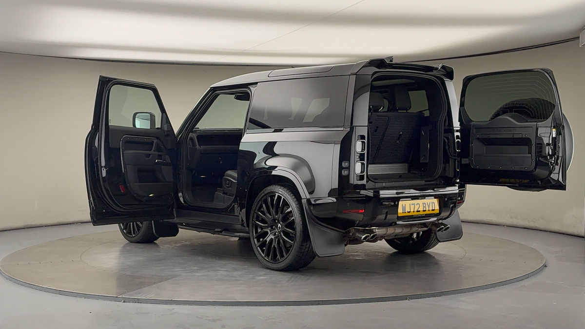 More views of Land Rover Defender 90