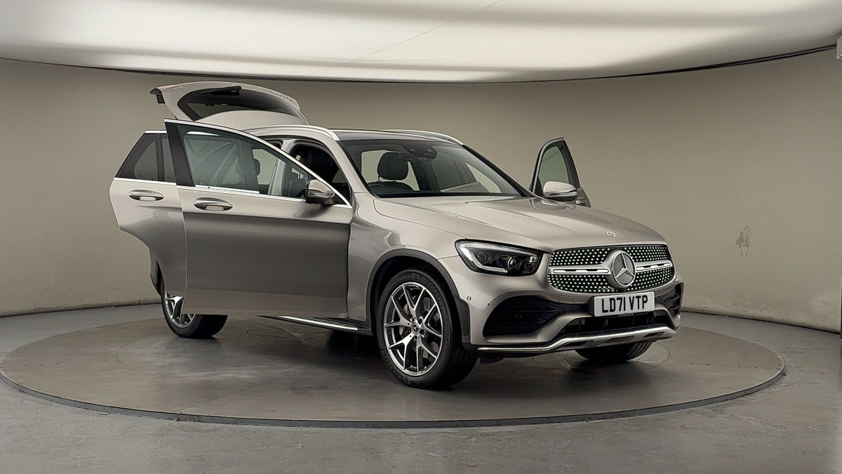 More views of Mercedes-Benz GLC