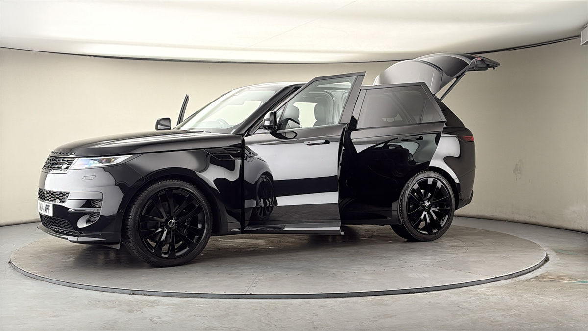 More views of Land Rover Range Rover Sport