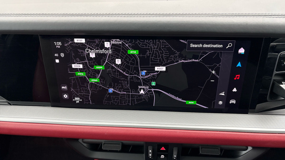 Porsche Cayenne Image 17