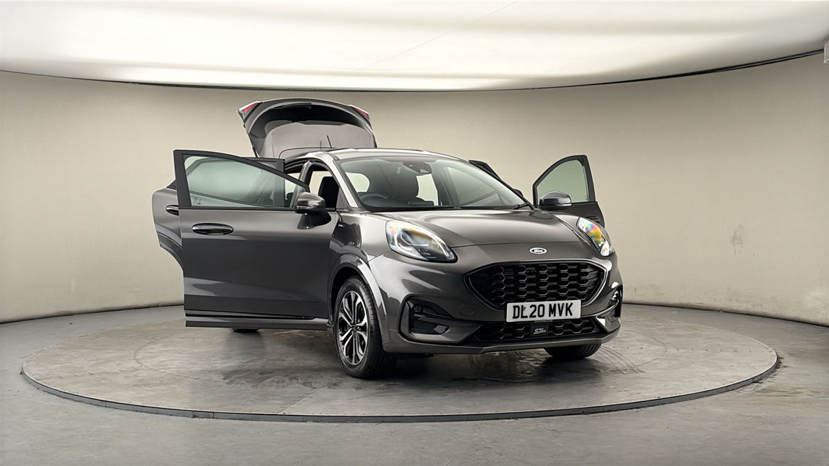 More views of Ford Puma