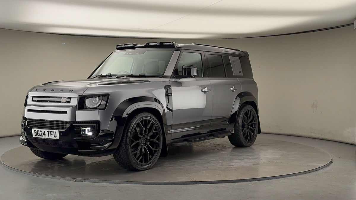 More views of Land Rover Defender 110