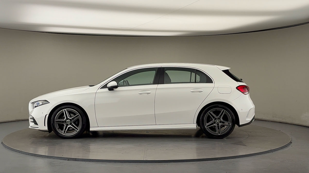 Mercedes-Benz A Class Image 15