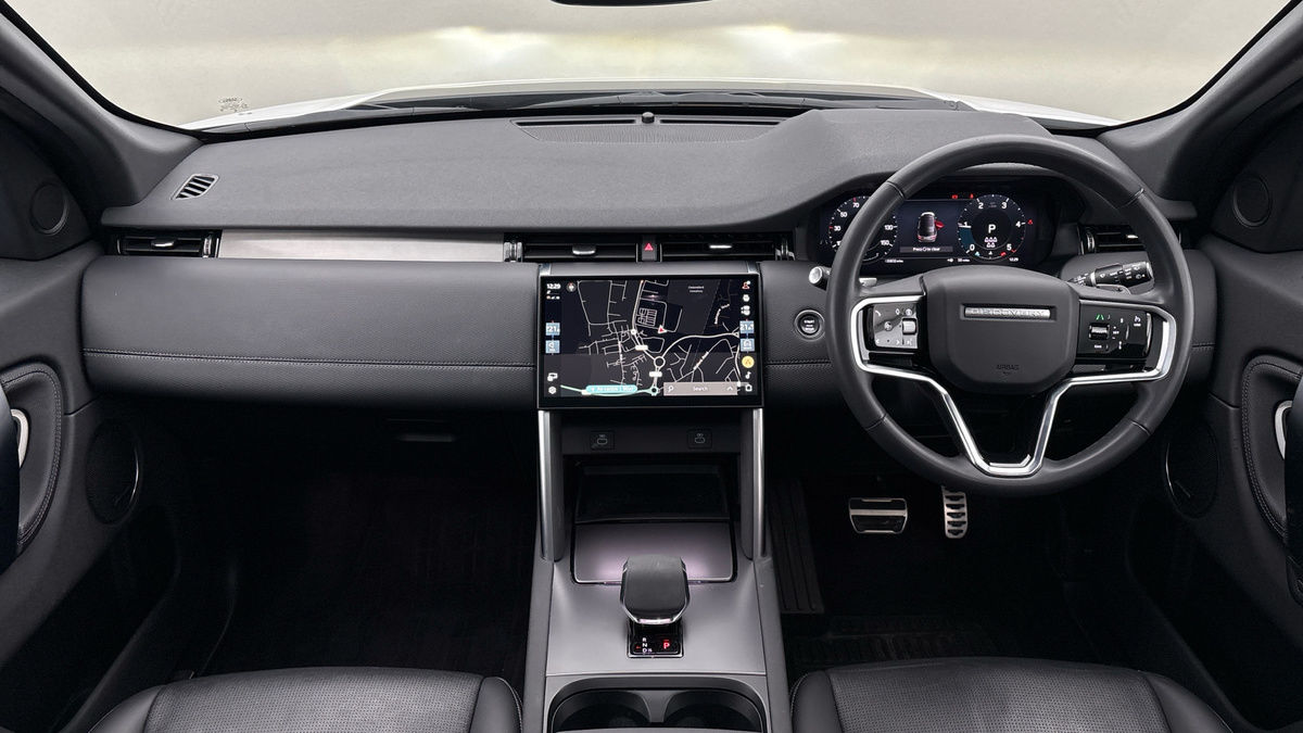 Land Rover Discovery Sport Image 12