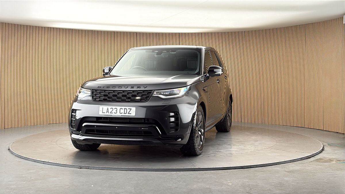 More views of Land Rover Discovery