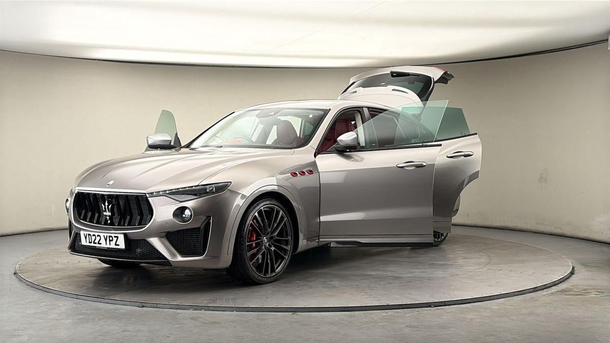 More views of Maserati Levante