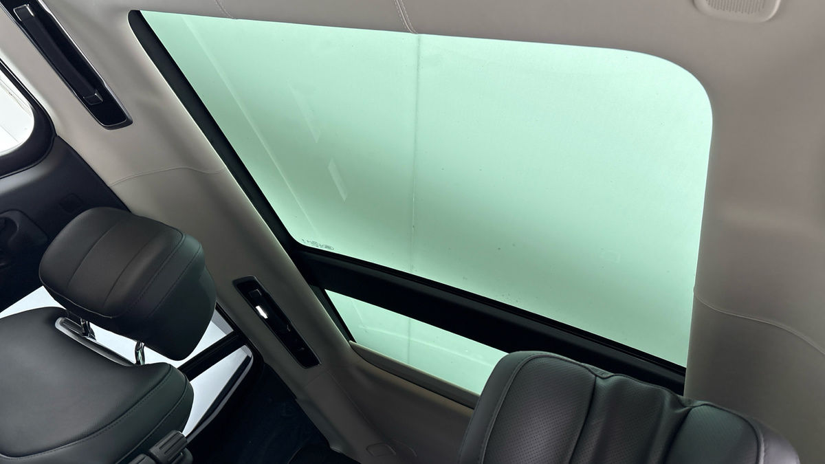 Land Rover Range Rover Image 6