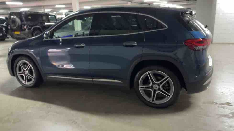 More views of Mercedes-Benz GLA