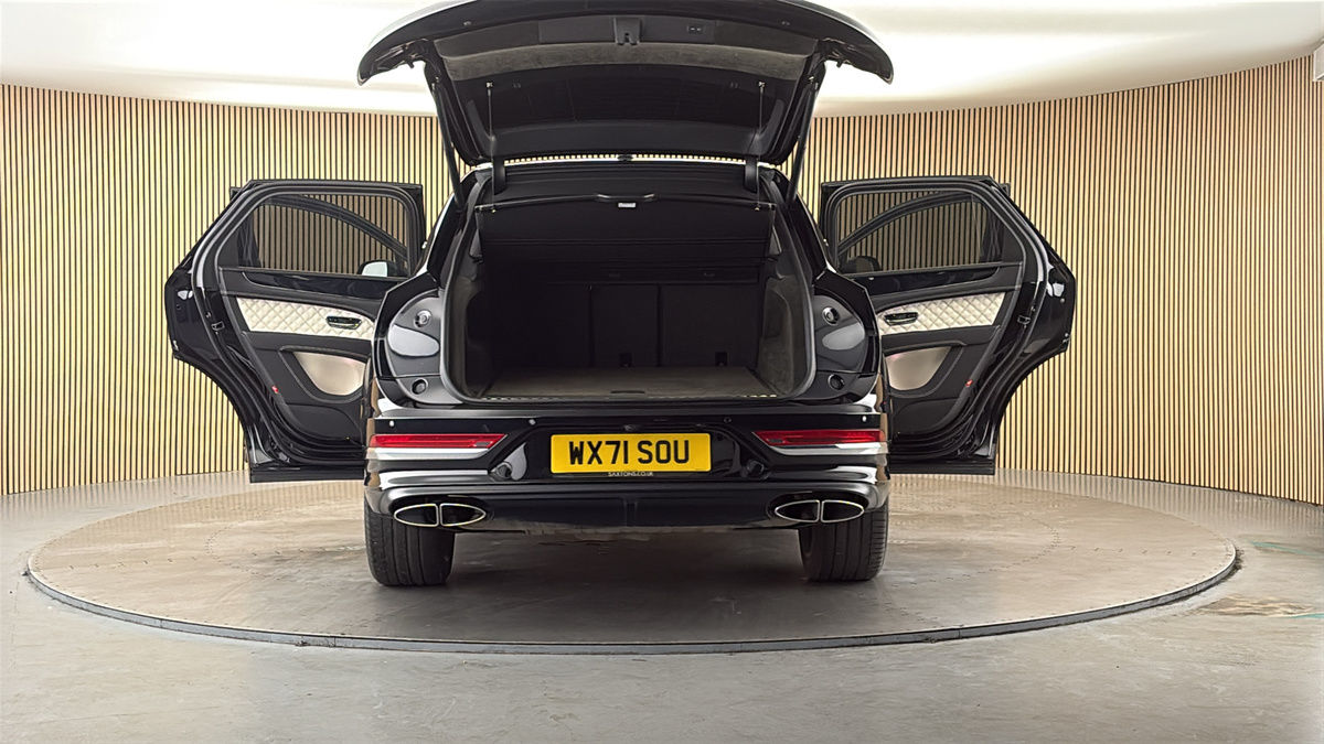 More views of Bentley Bentayga