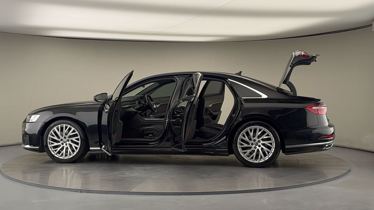 More views of Audi A8