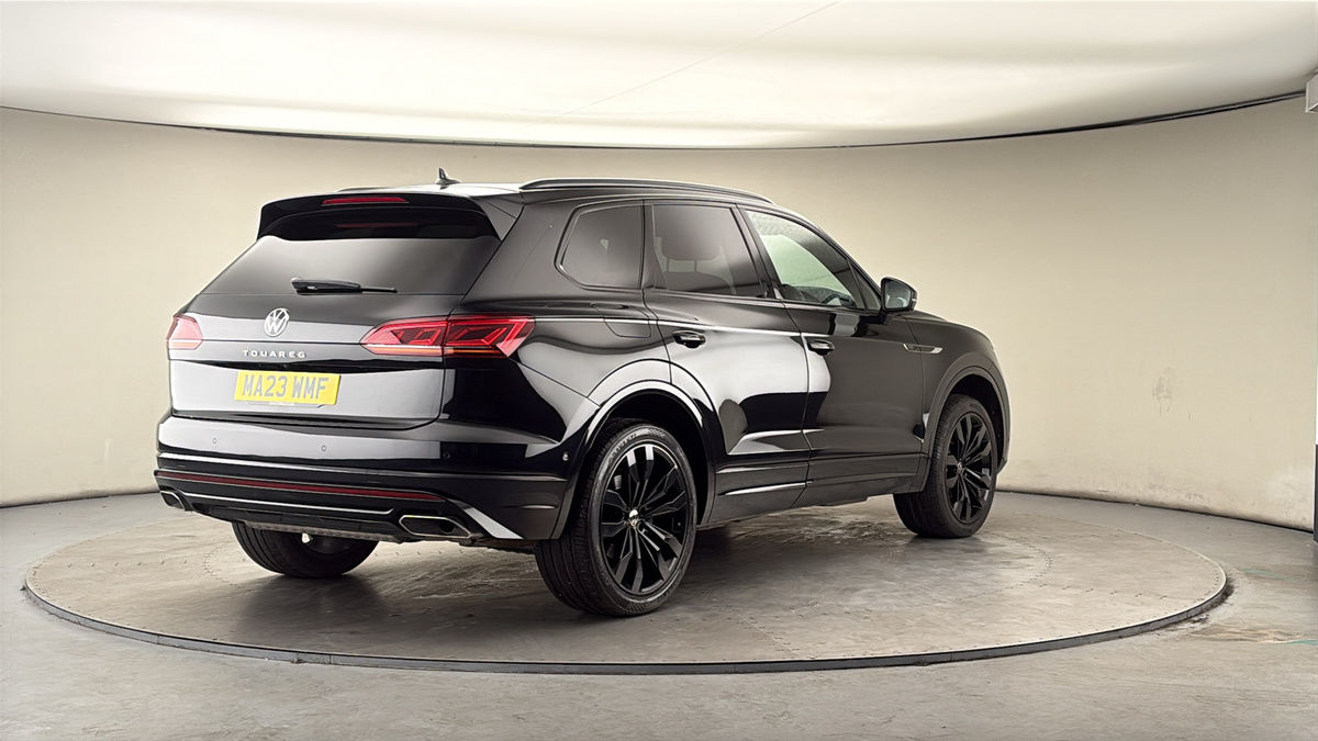 More views of Volkswagen Touareg