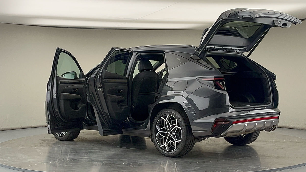 More views of Hyundai TUCSON