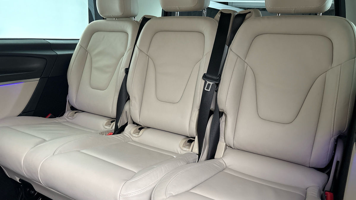 Mercedes-Benz V Class Image 8