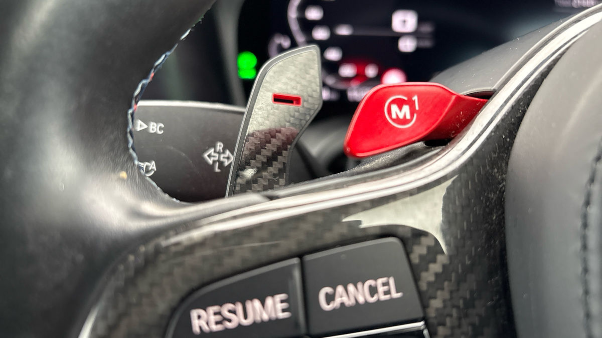 BMW M4 Image 25