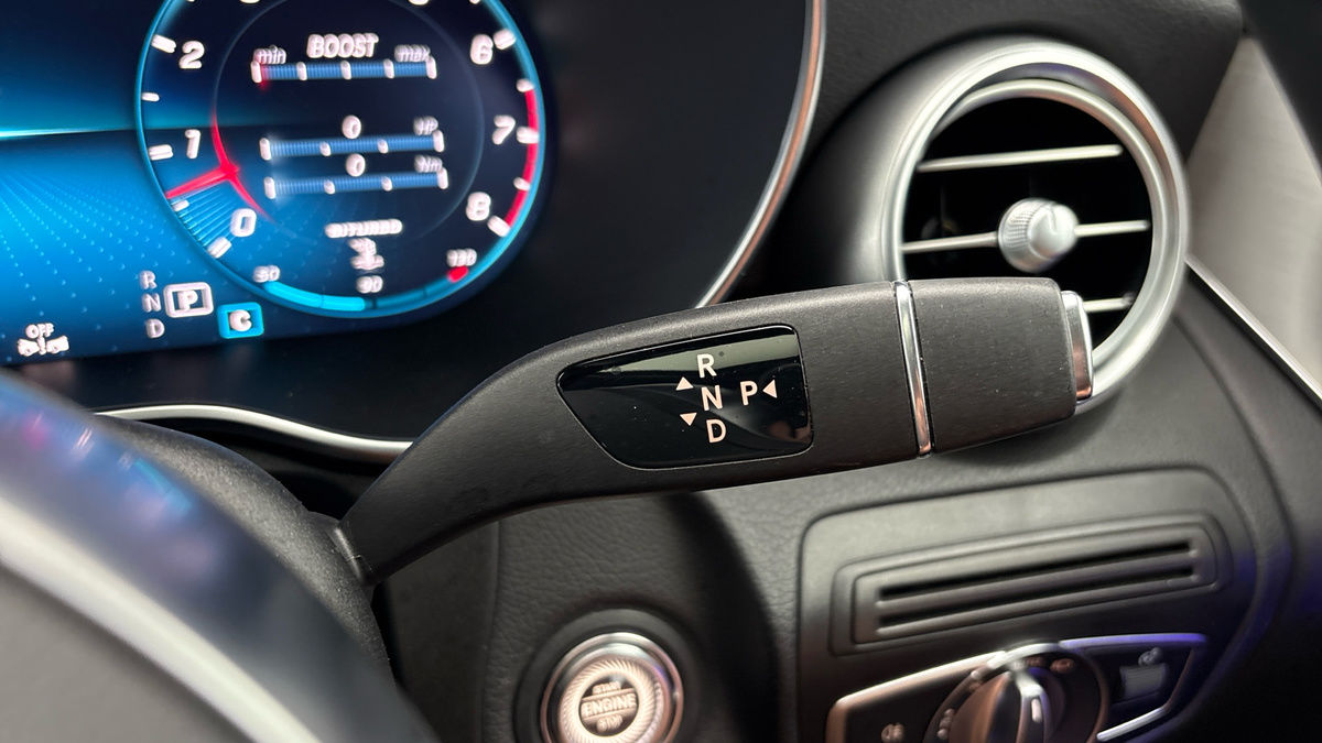Mercedes-Benz GLC Image 35