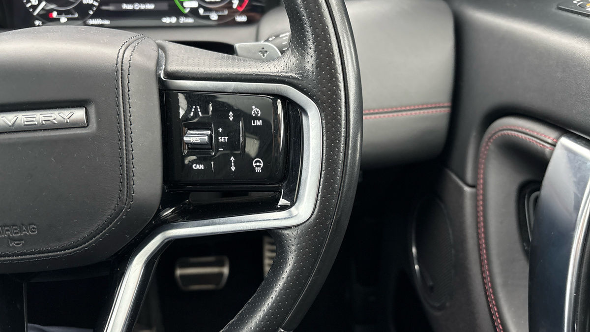 Land Rover Discovery Sport Image 14