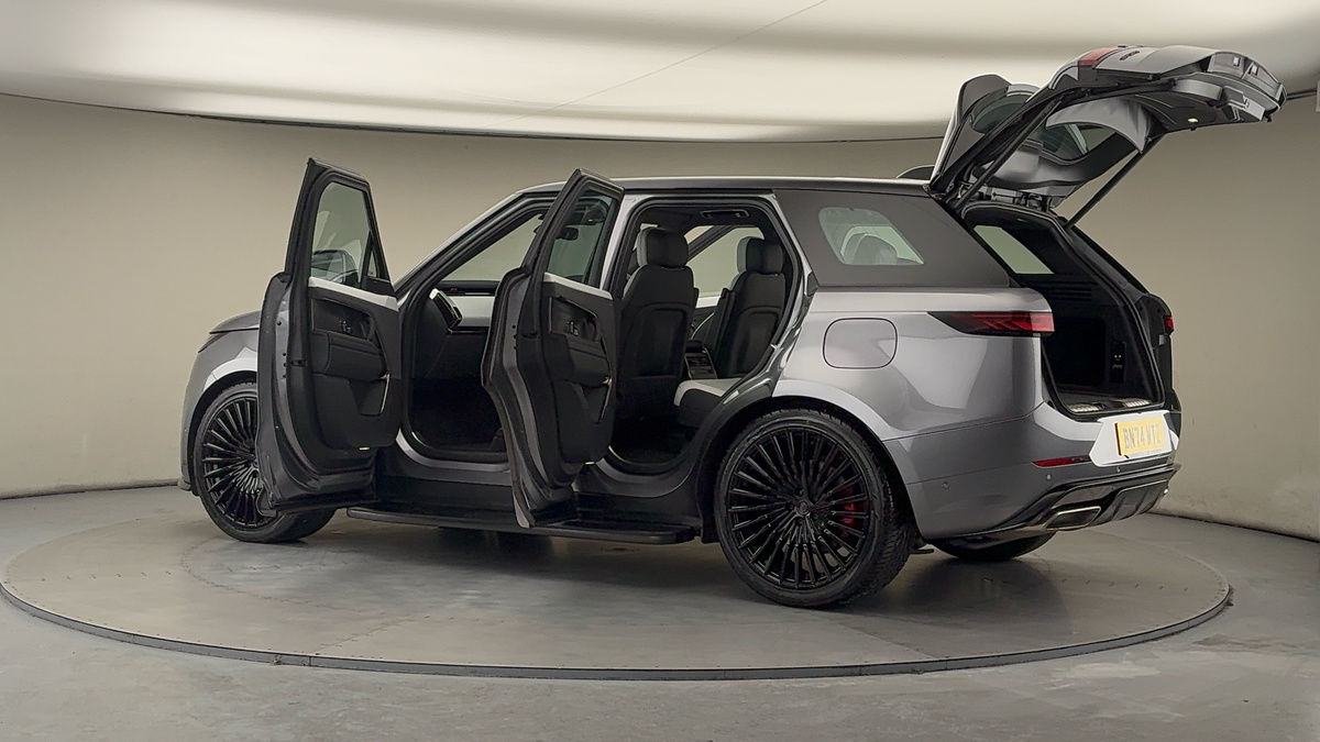 More views of Land Rover Range Rover Sport