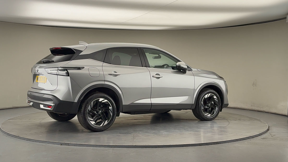 More views of Nissan Qashqai