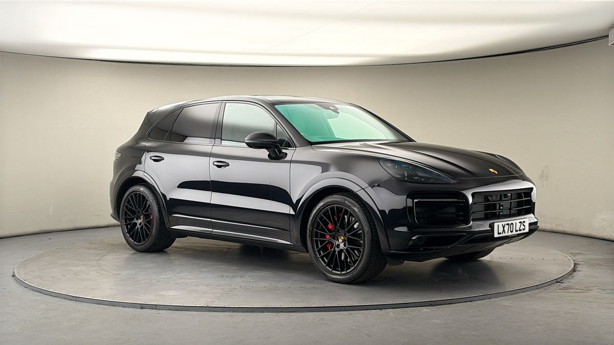 More views of Porsche Cayenne