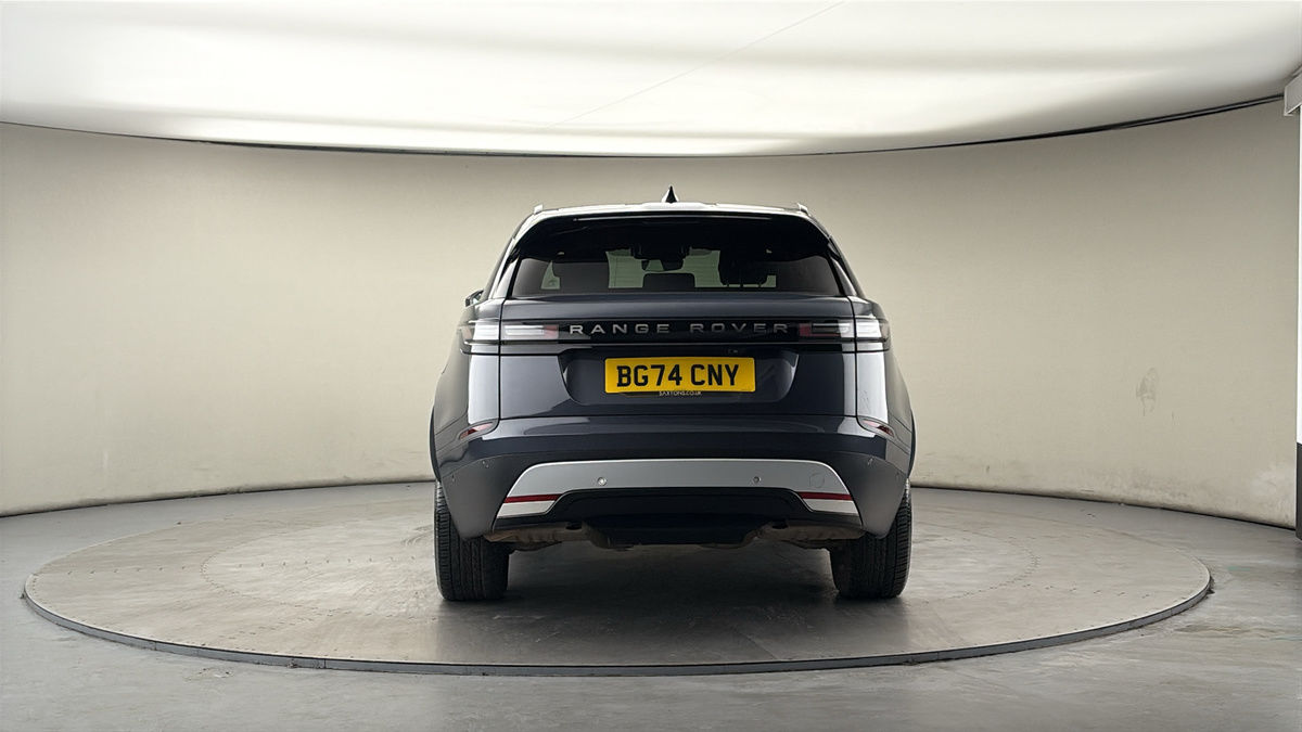 Land Rover Range Rover Velar Image 4