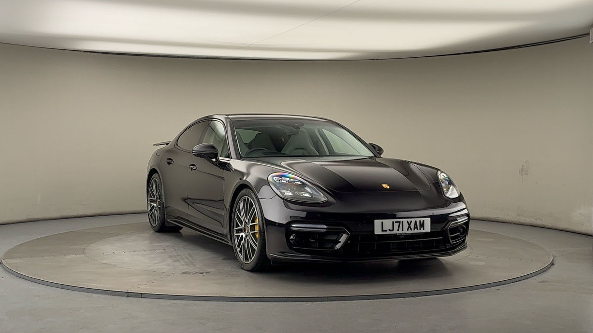 More views of Porsche Panamera