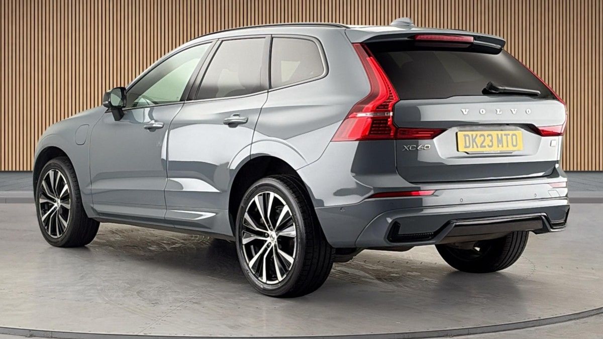 Volvo XC60 Image 2