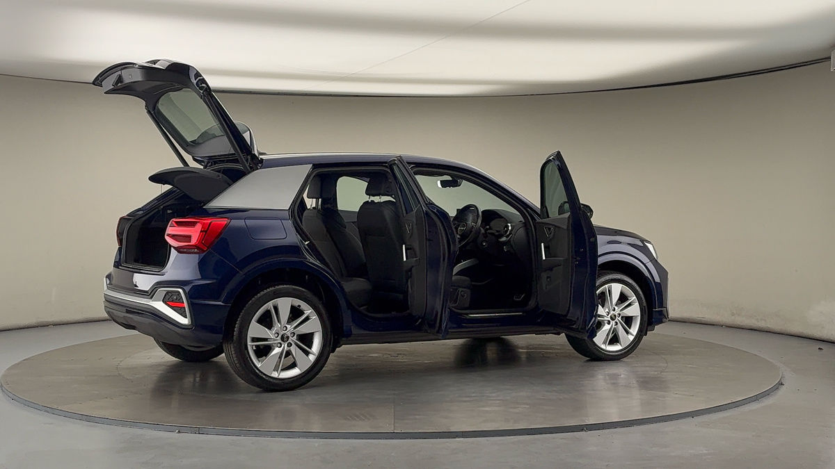 More views of Audi Q2