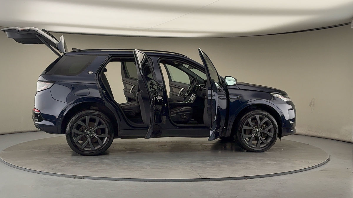 More views of Land Rover Discovery Sport