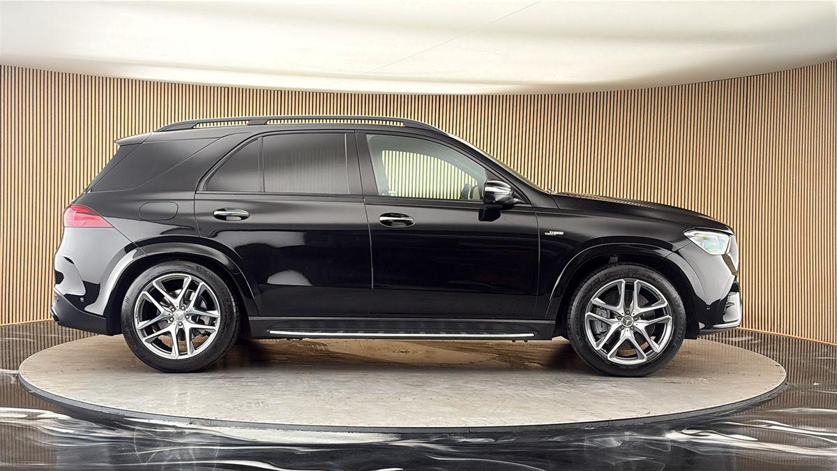 Mercedes-Benz GLE Image 16
