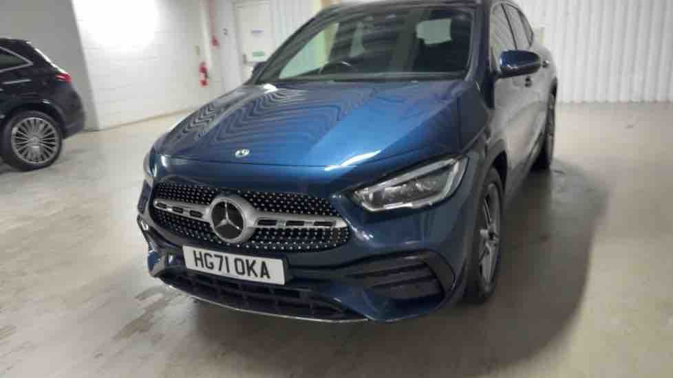 More views of Mercedes-Benz GLA