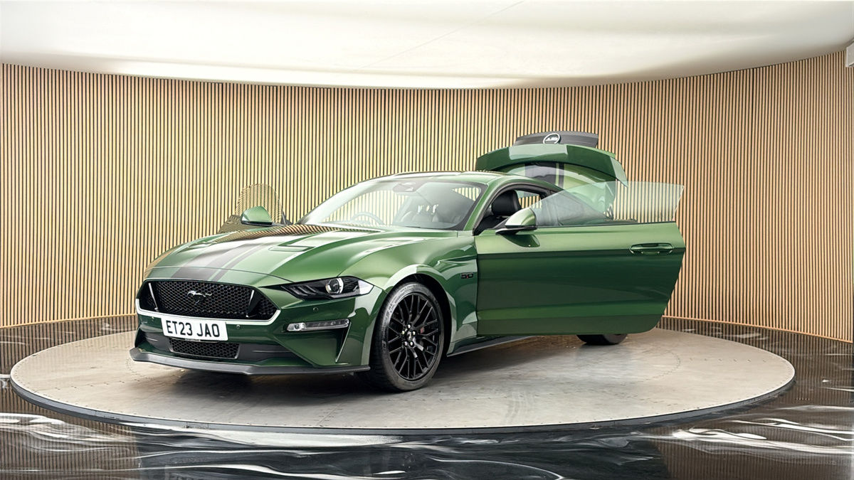More views of Ford Mustang