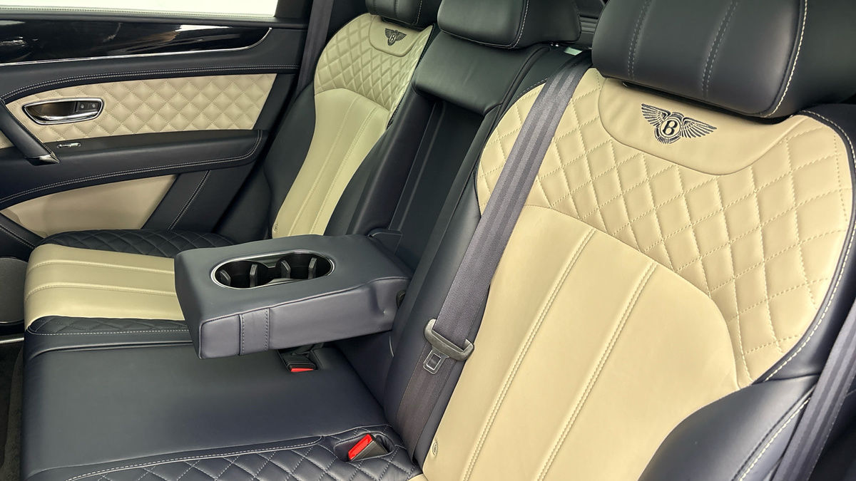 Bentley Bentayga Image 9