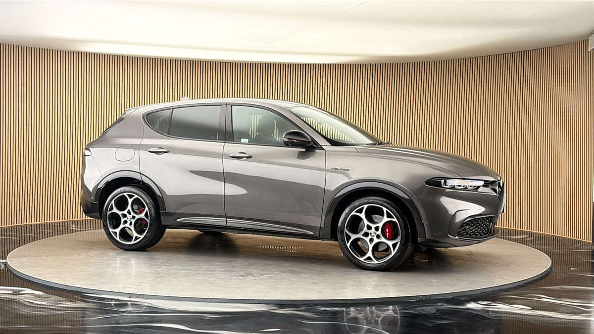 More views of Alfa Romeo Tonale