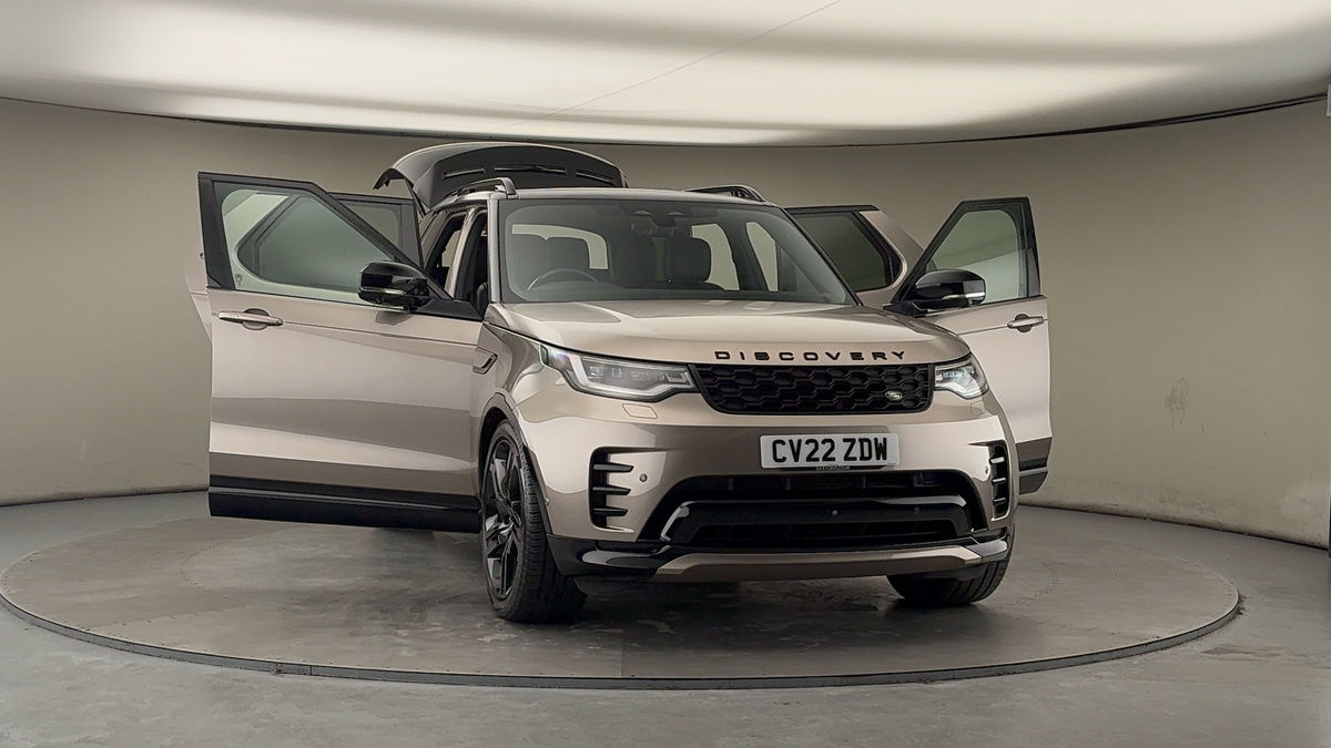 More views of Land Rover Discovery