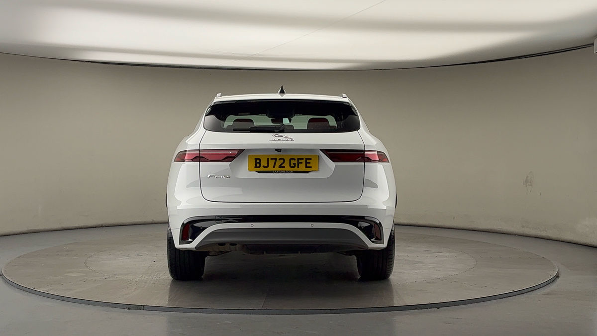 Jaguar F-PACE Image 4