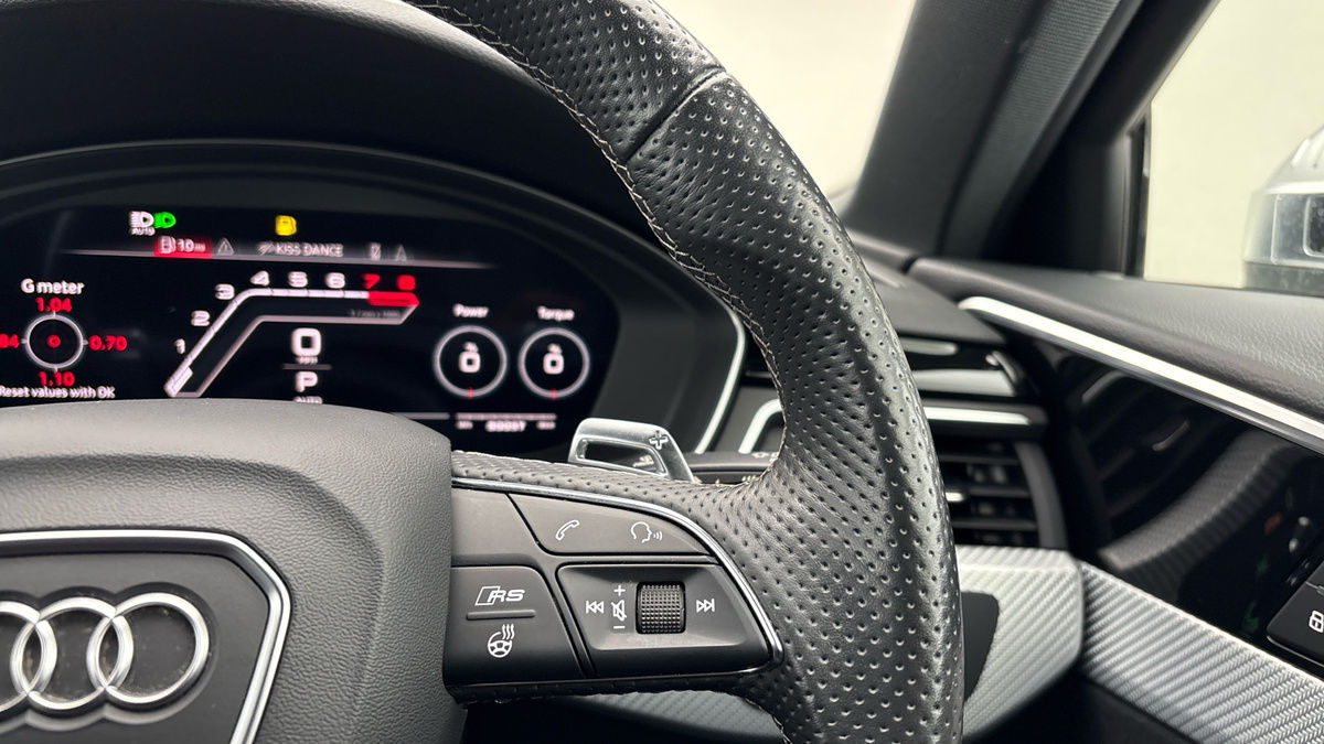 Audi RS4 Avant Image 14