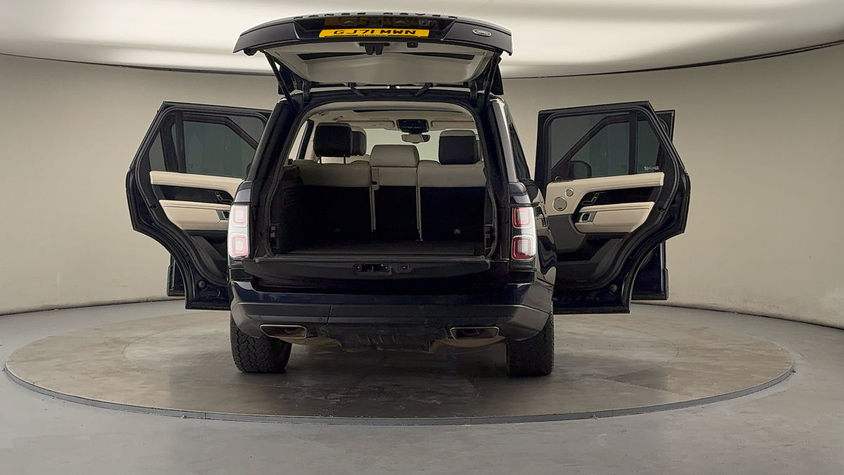 More views of Land Rover Range Rover