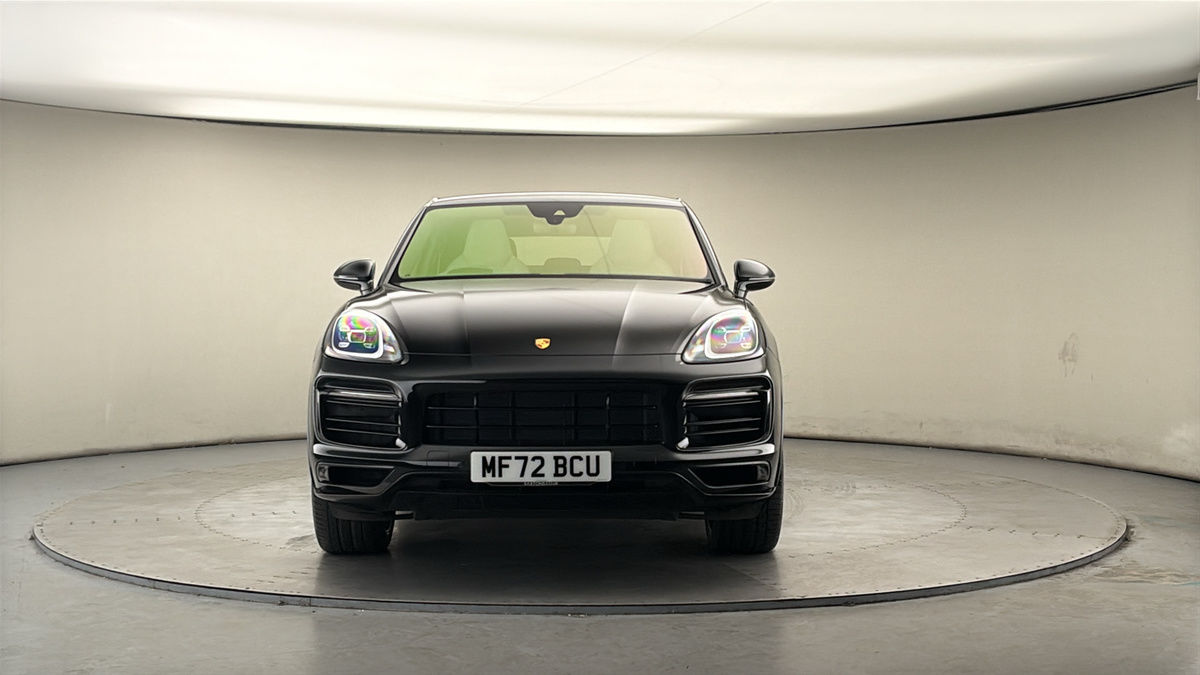Porsche Cayenne Image 3