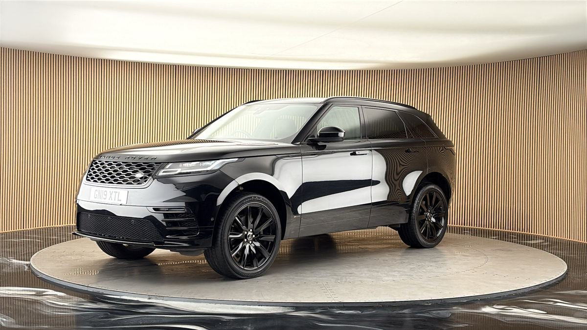 Land Rover Range Rover Velar Image 20