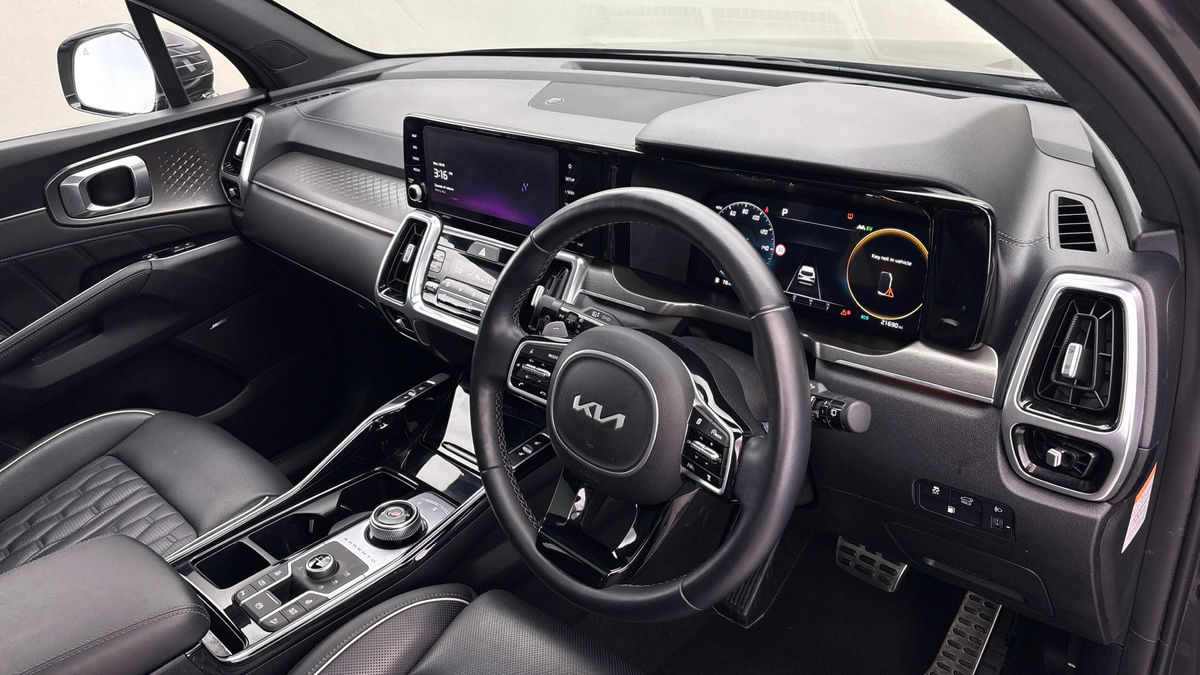 Kia Sorento Image 5