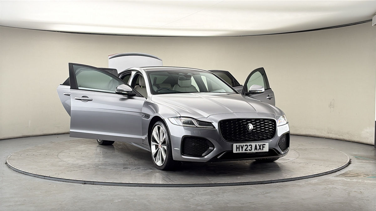 More views of Jaguar XF