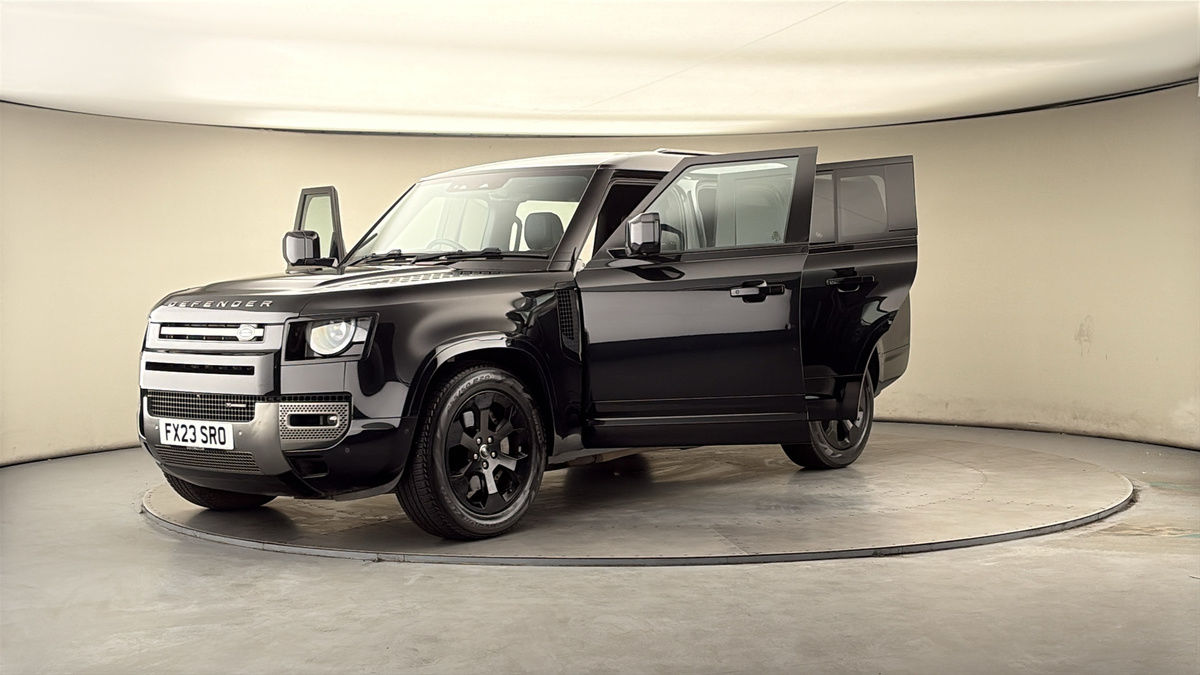 More views of Land Rover Defender 130
