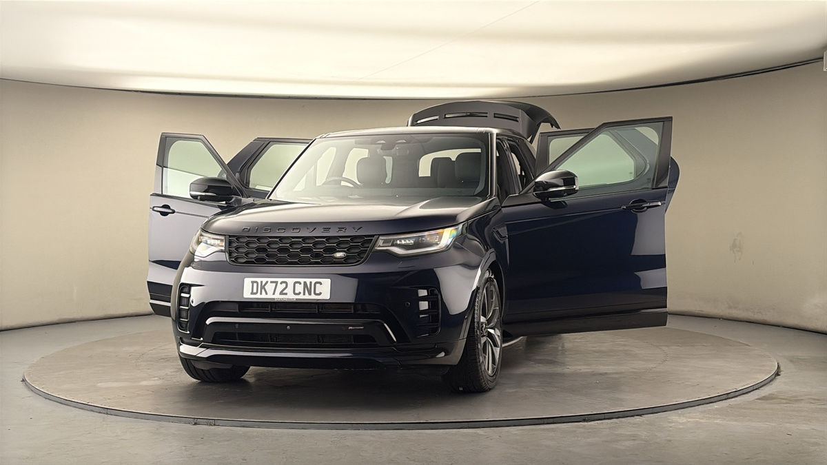 More views of Land Rover Discovery