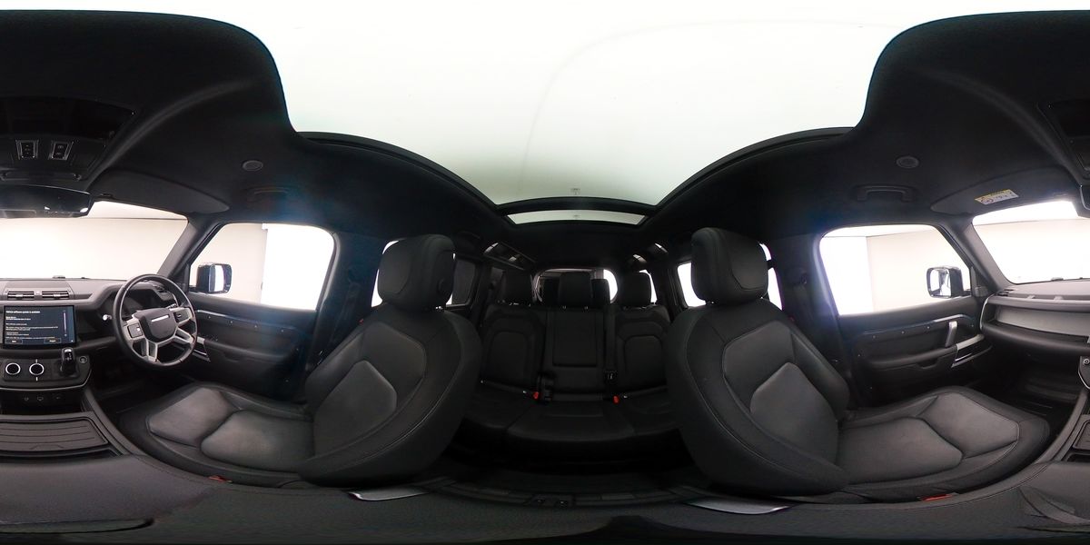 More views of Land Rover Defender 110