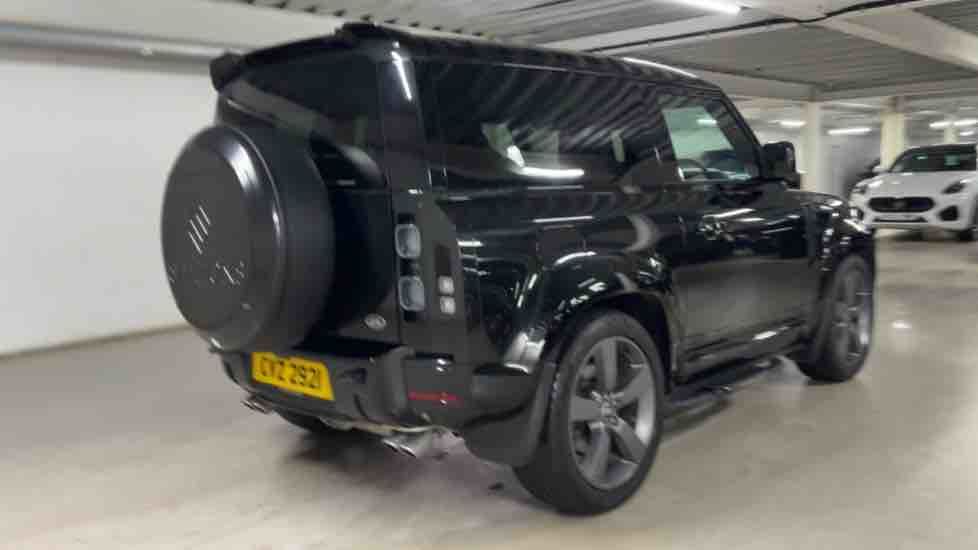 More views of Land Rover Defender 90