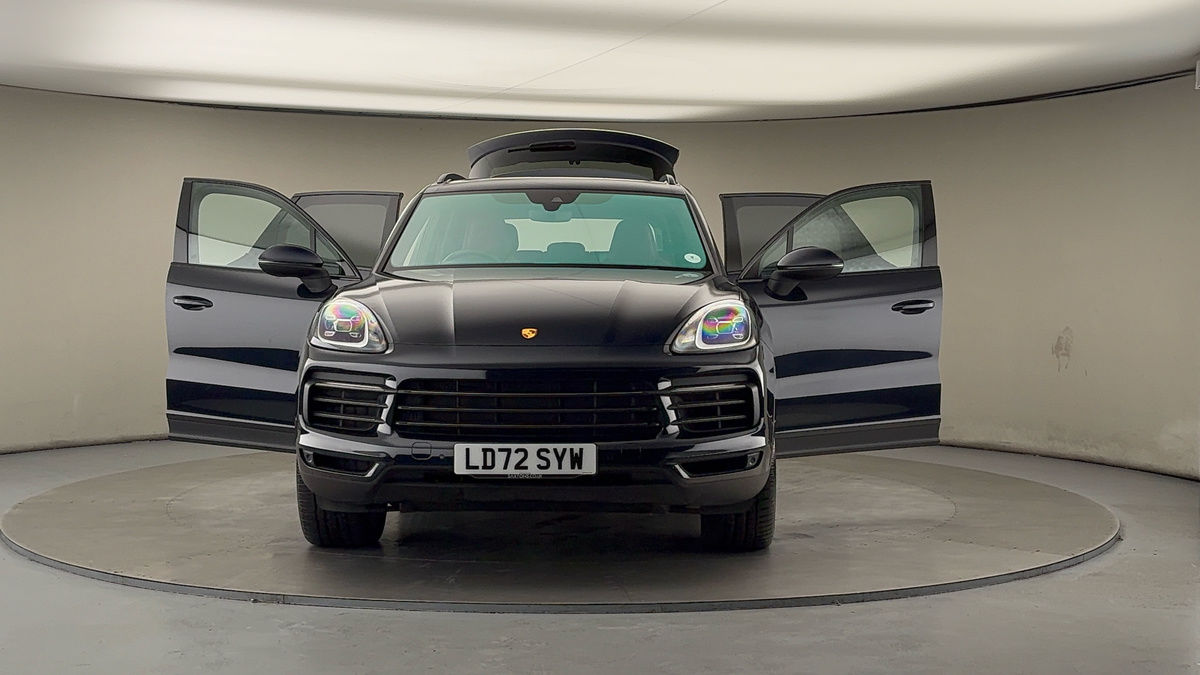 More views of Porsche Cayenne