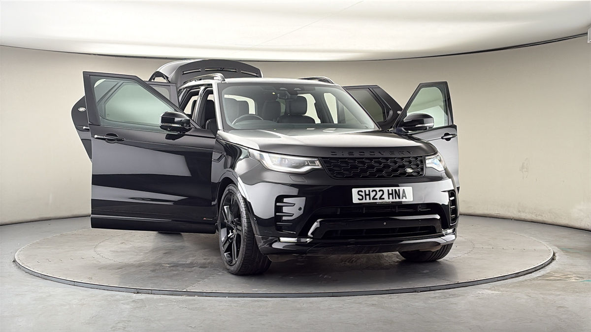 More views of Land Rover Discovery