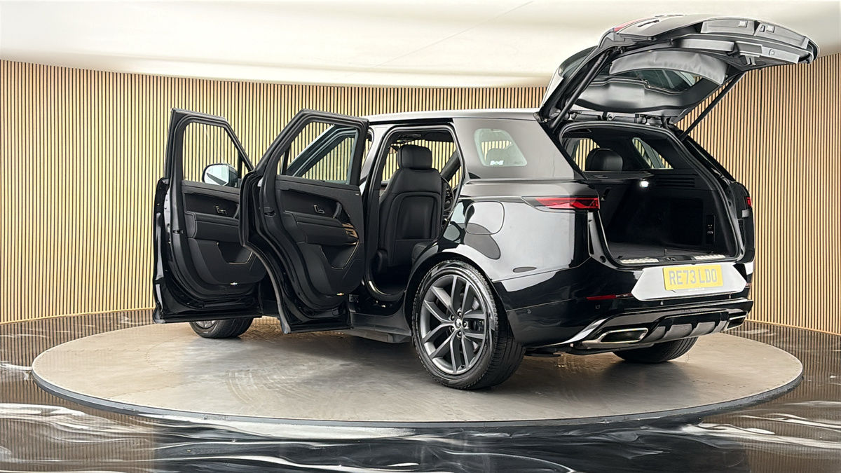 More views of Land Rover Range Rover Sport